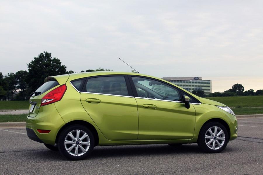  Ford Fiesta 2010 года  (EU) (фото 30 из 43)